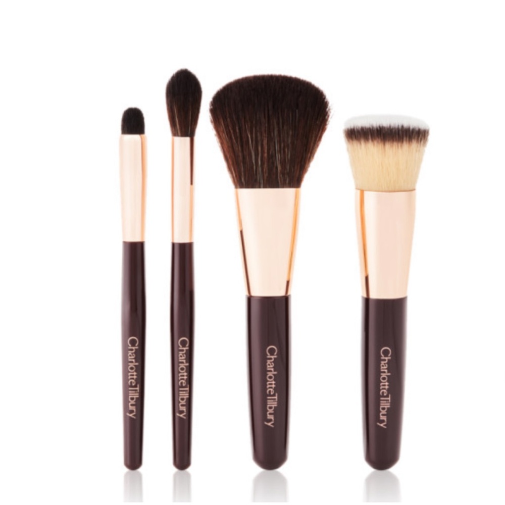 Charlotte Tilbury Makeup Brush Travel Set - Picture 2 of 2
